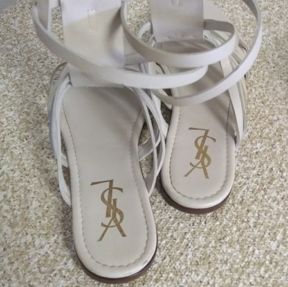 YSL Yves Saint Laurent Gladiator Sandals. - Picture 3 of 8